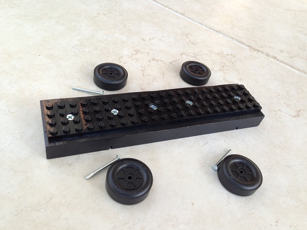 Pine car base Pine car base